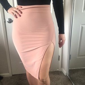 Blush body con slit skirt